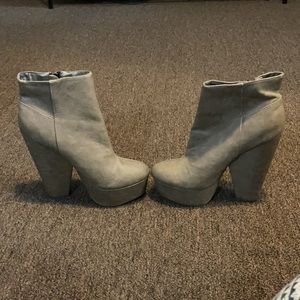 Brand new Michael Antonio high heel booties size 7.5